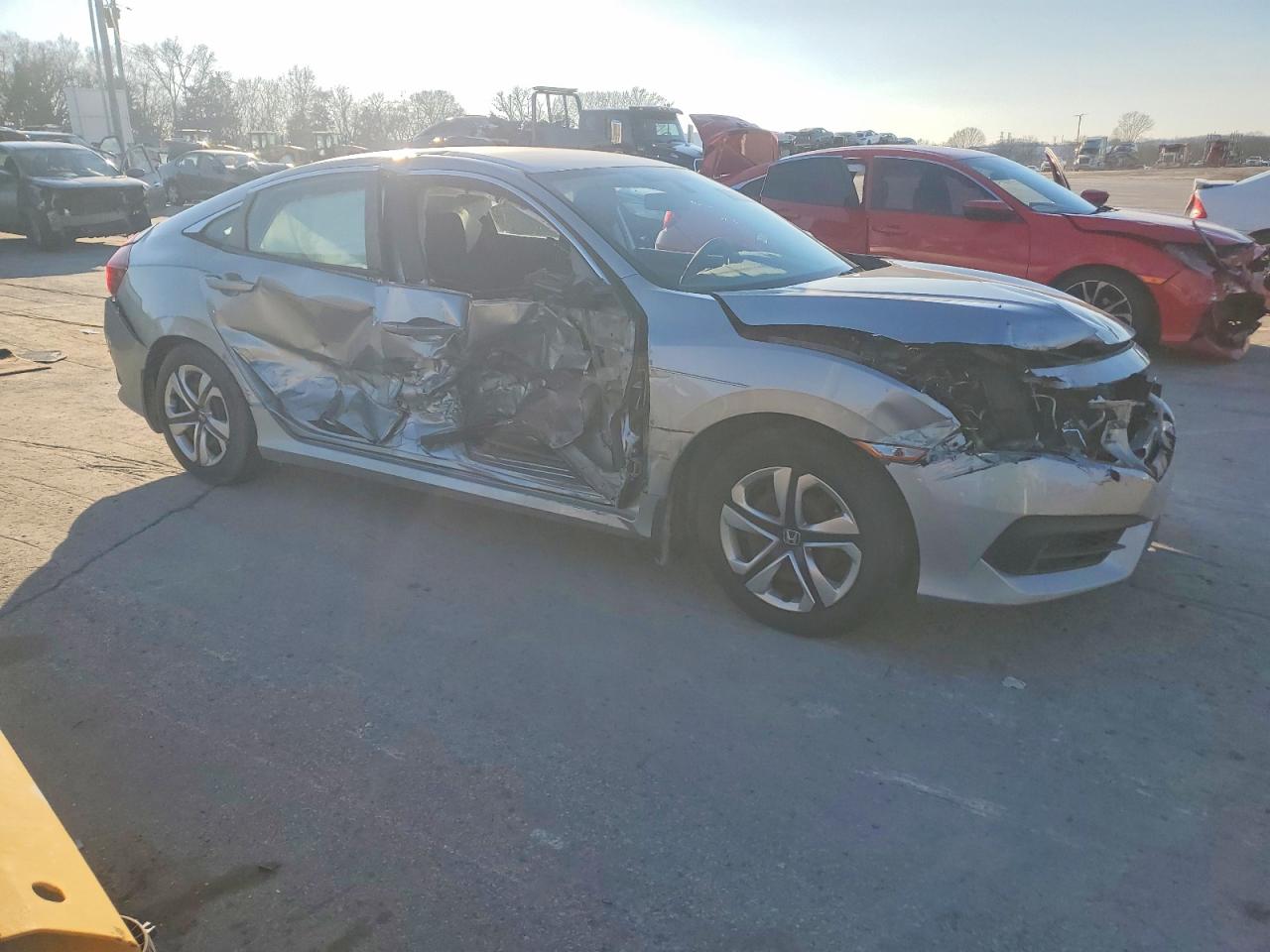 2016 HONDA CIVIC LX photo 4