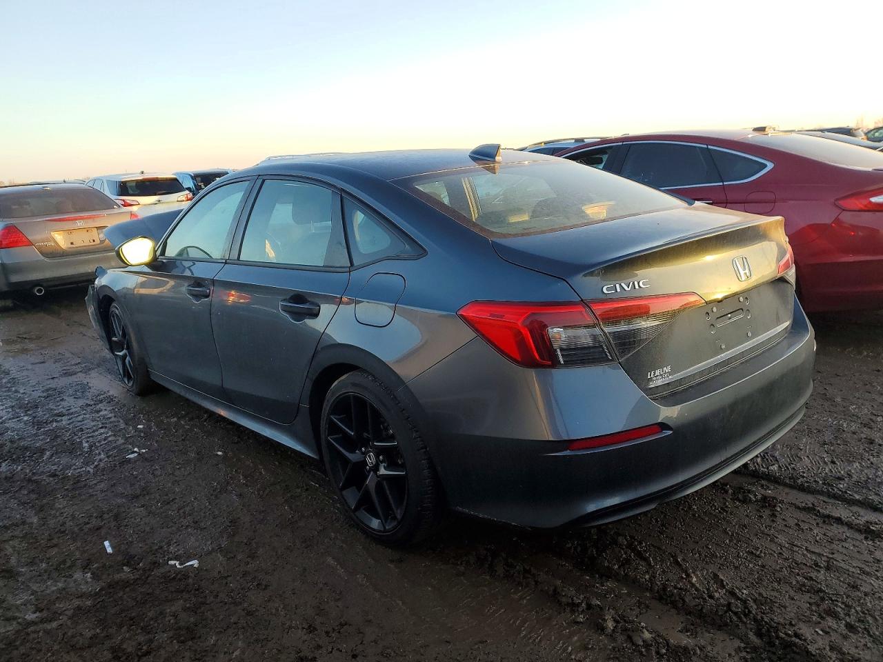 2022 HONDA CIVIC SPORT photo 2