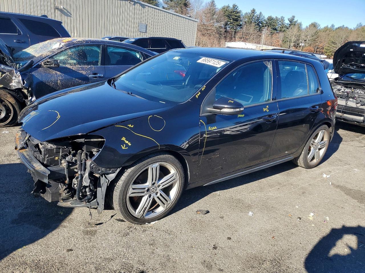 2013 VOLKSWAGEN GTI