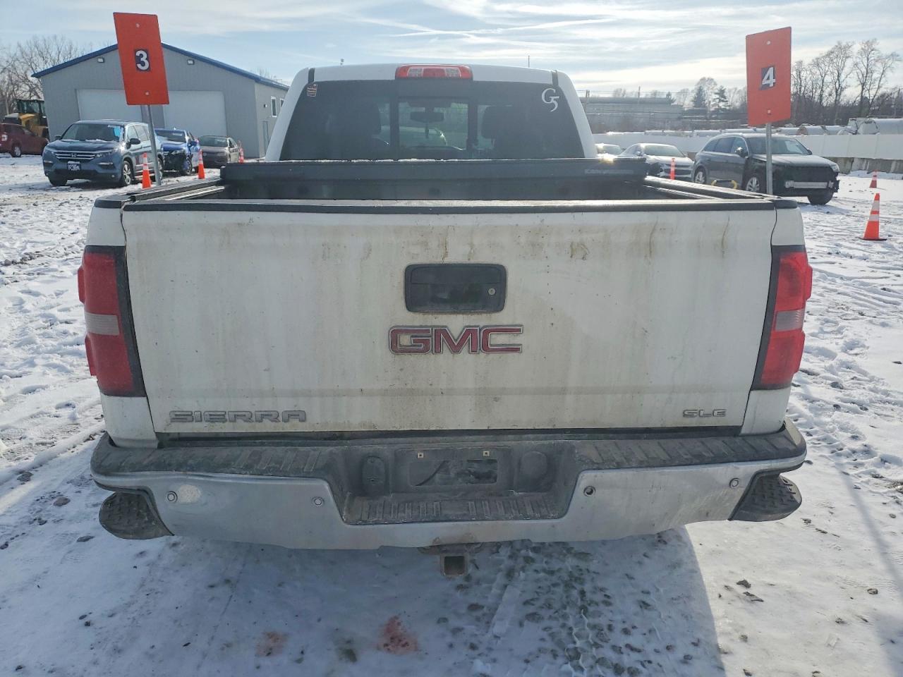 2014 GMC SIERRA K1500 SLE photo 6