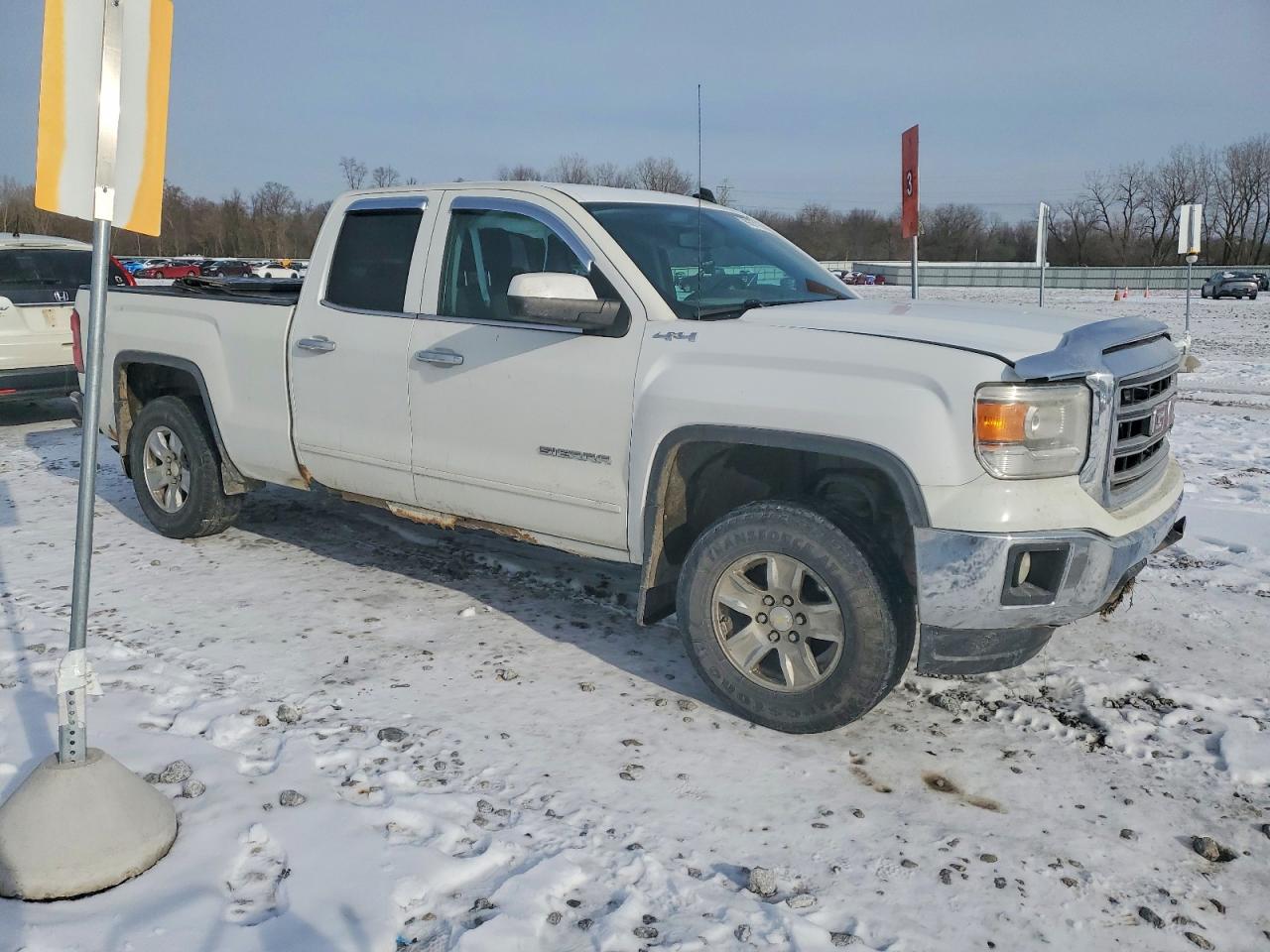 2014 GMC SIERRA K1500 SLE photo 4