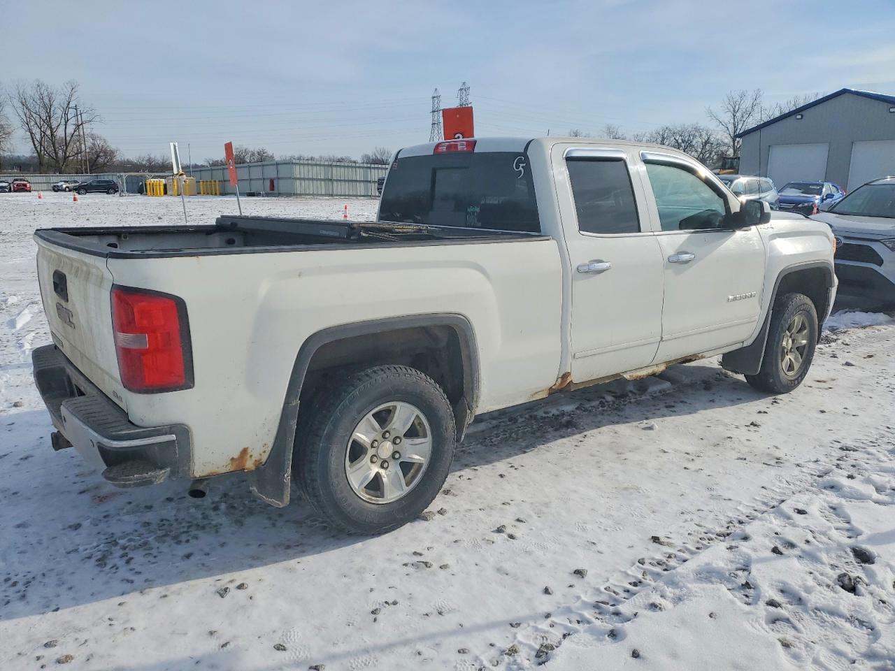 2014 GMC SIERRA K1500 SLE photo 3