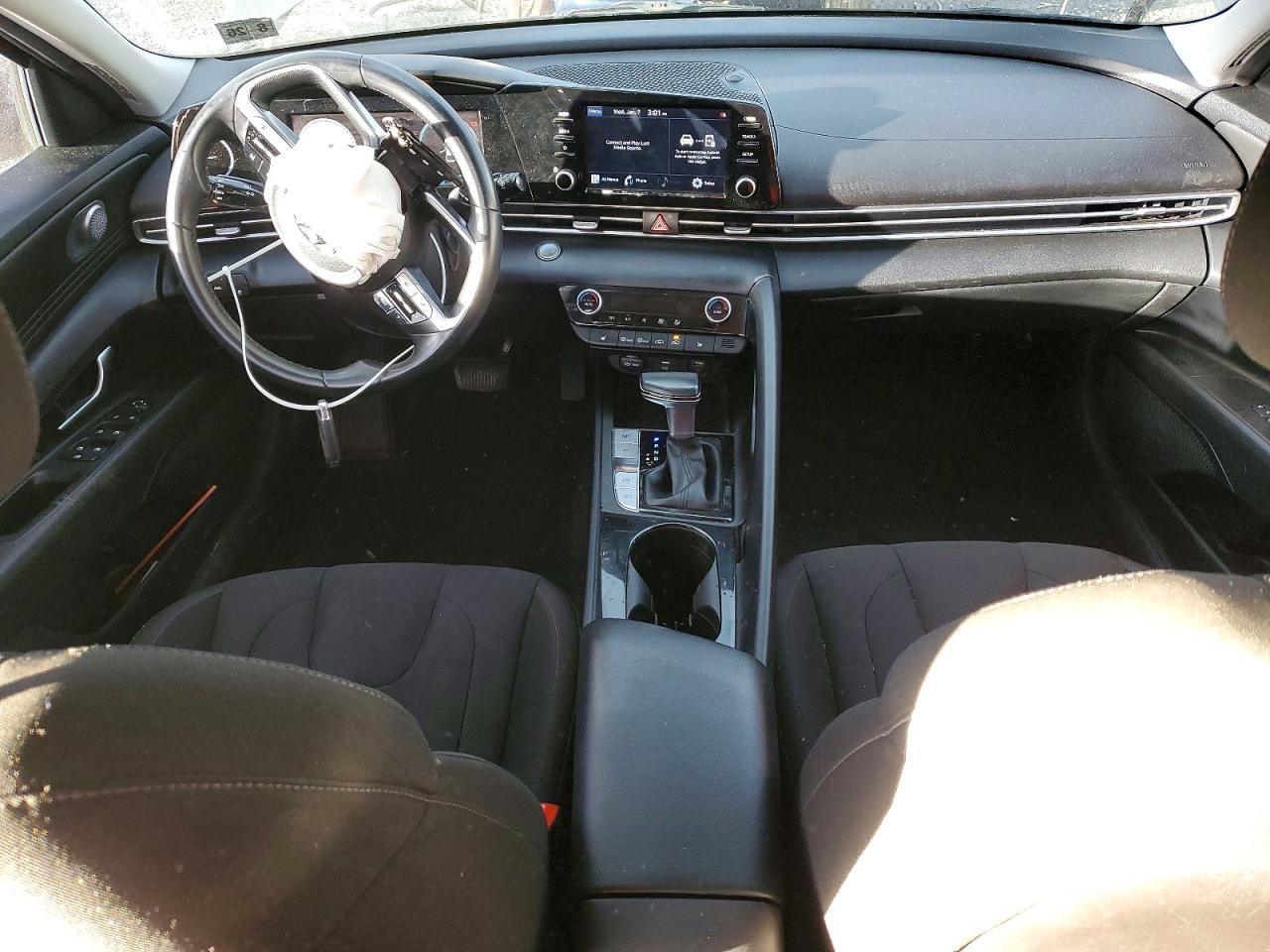 2021 HYUNDAI ELANTRA SEL photo 8