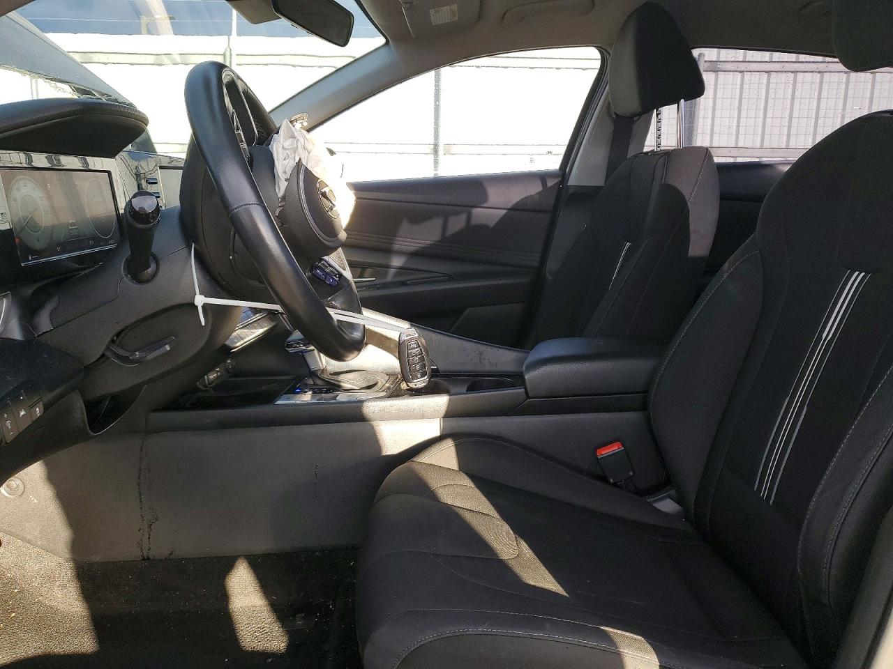 2021 HYUNDAI ELANTRA SEL photo 7