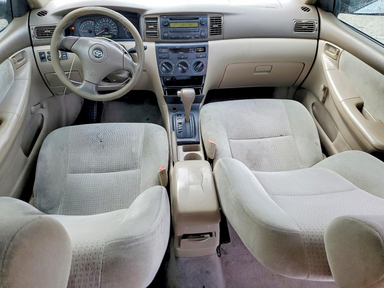 2005 TOYOTA COROLLA CE photo 8