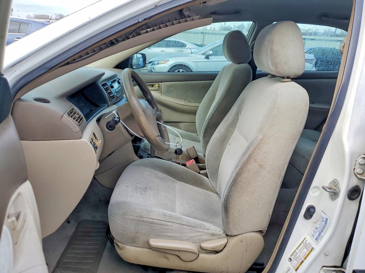 2005 TOYOTA COROLLA CE photo 7