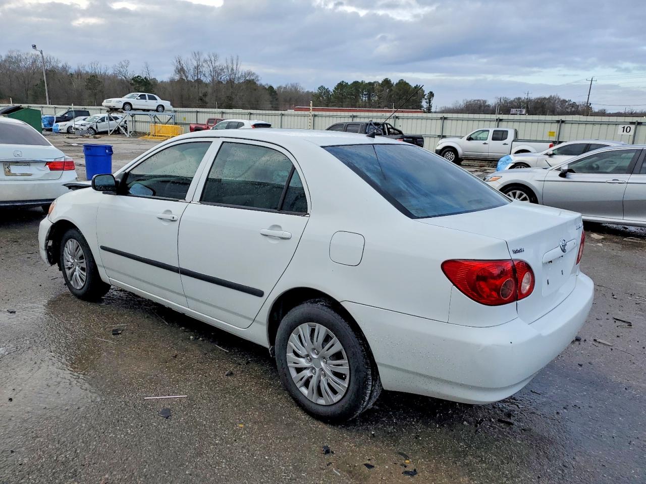 2005 TOYOTA COROLLA CE photo 2