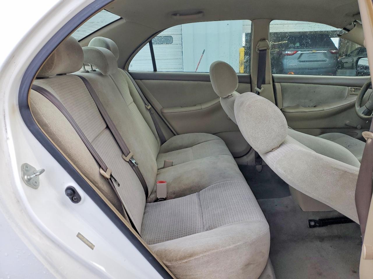 2005 TOYOTA COROLLA CE photo 10