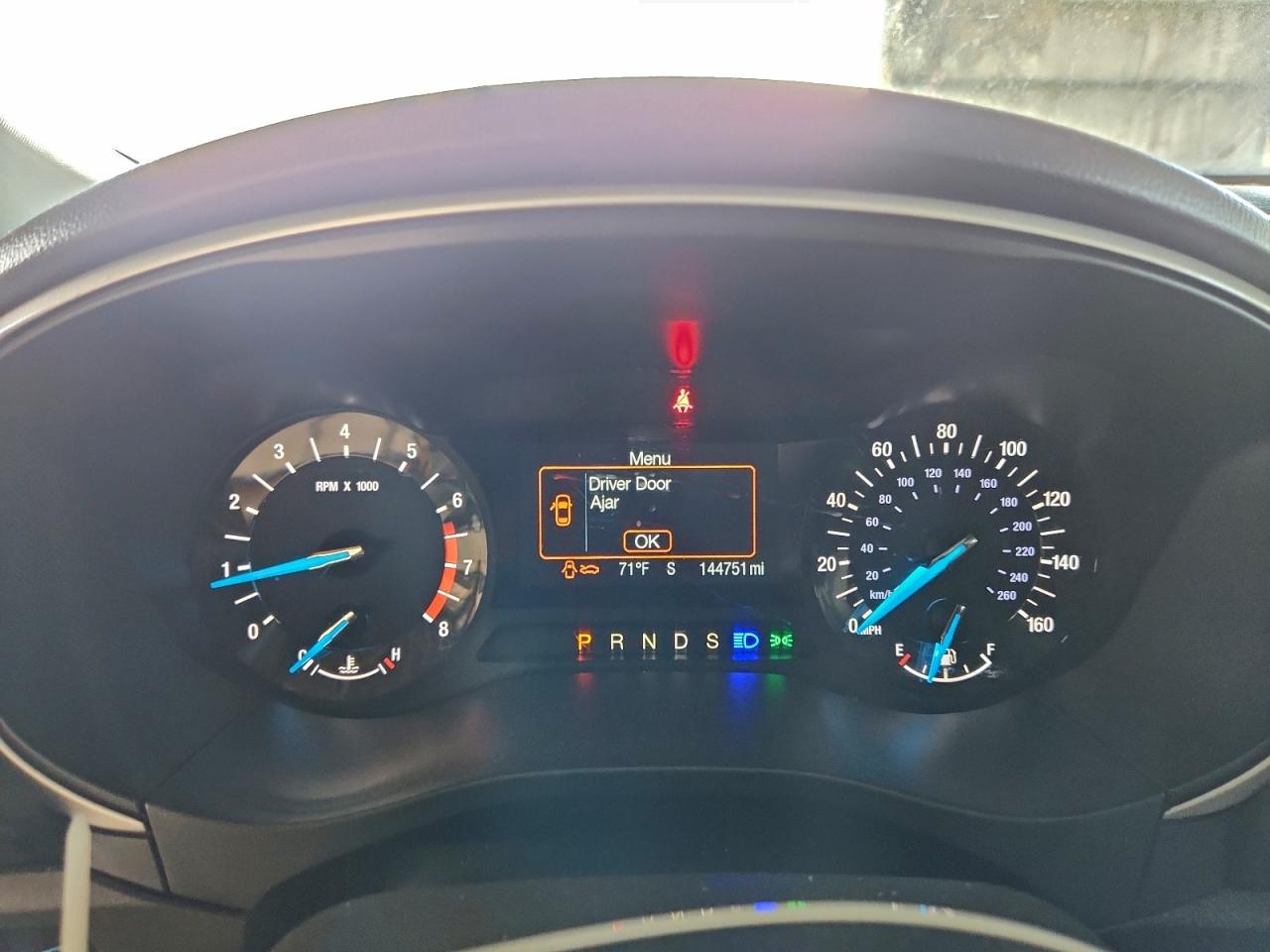 2014 FORD FUSION SE photo 9