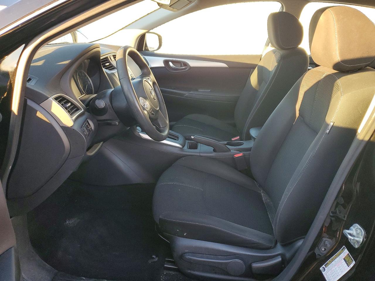 2018 NISSAN SENTRA S photo 7