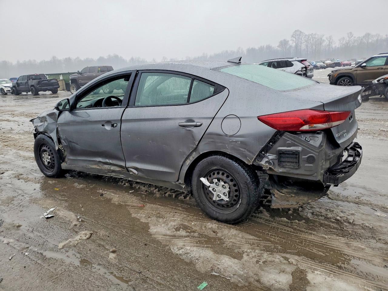 2018 HYUNDAI ELANTRA SE photo 2