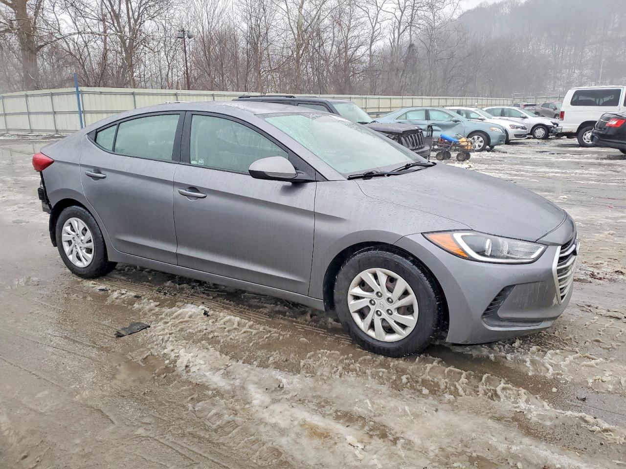 2018 HYUNDAI ELANTRA SE photo 4