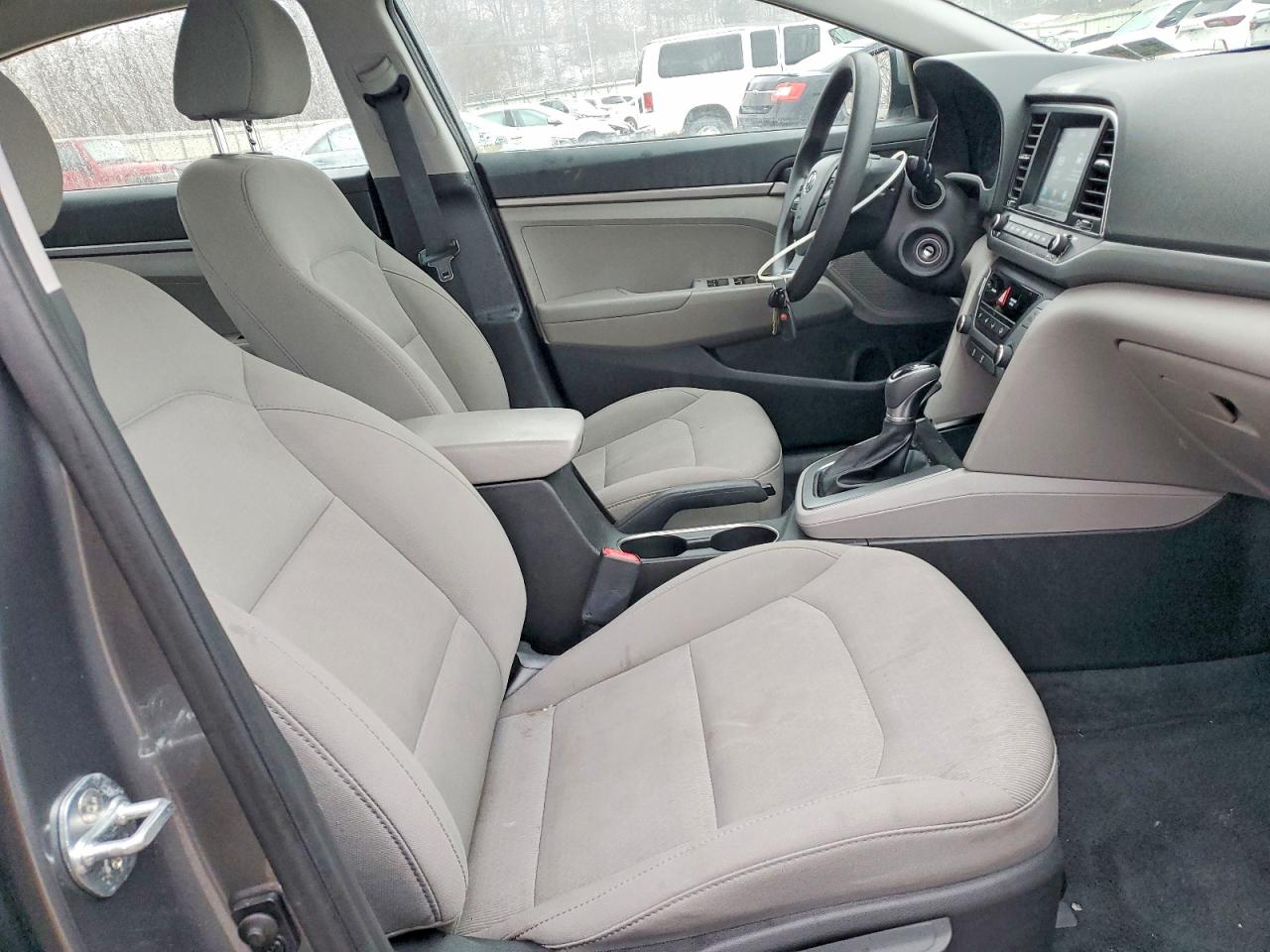 2018 HYUNDAI ELANTRA SE photo 7