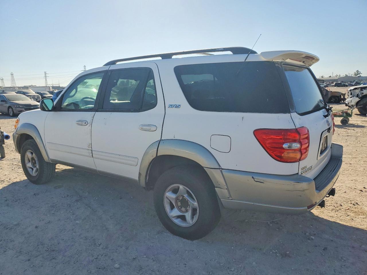 2002 TOYOTA SEQUOIA SR5 photo 2