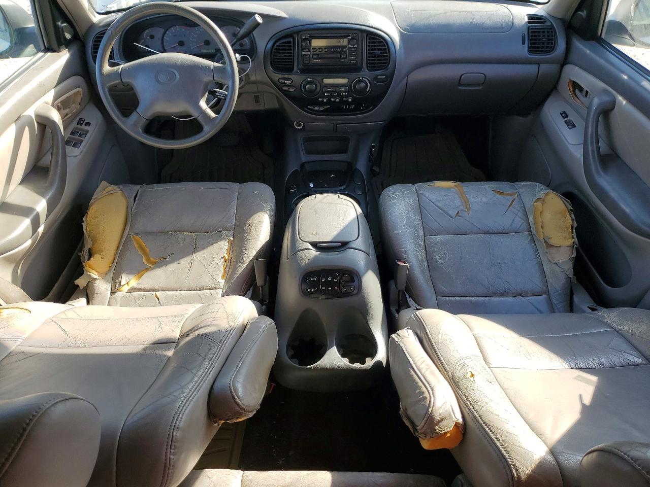 2002 TOYOTA SEQUOIA SR5 photo 8