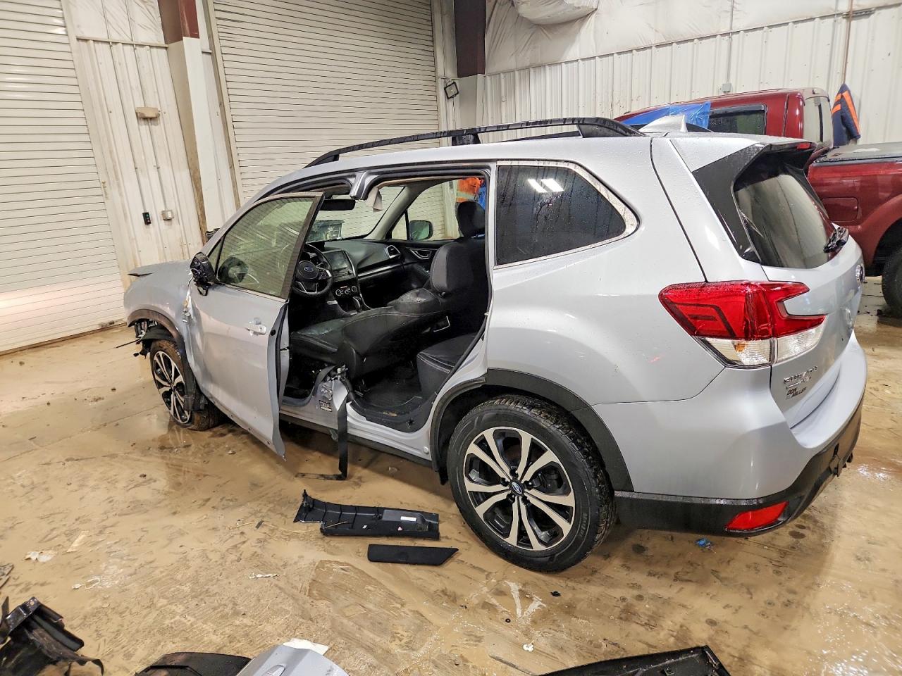 2020 SUBARU FORESTER LIMITED photo 2