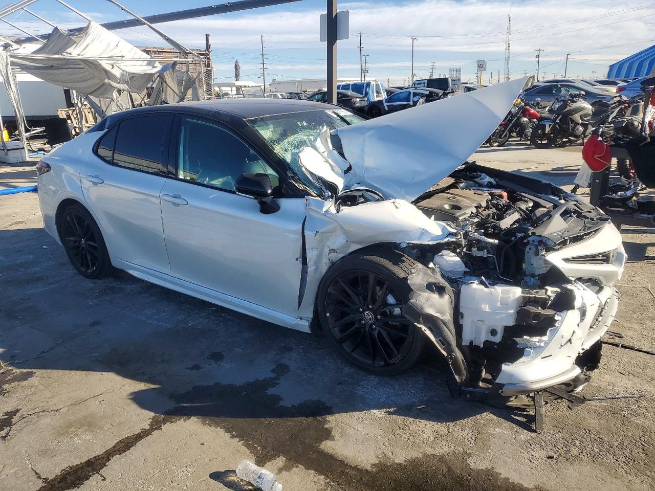 2024 TOYOTA CAMRY XSE photo 4