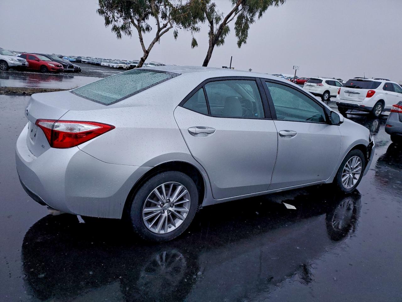 2014 TOYOTA COROLLA L photo 3