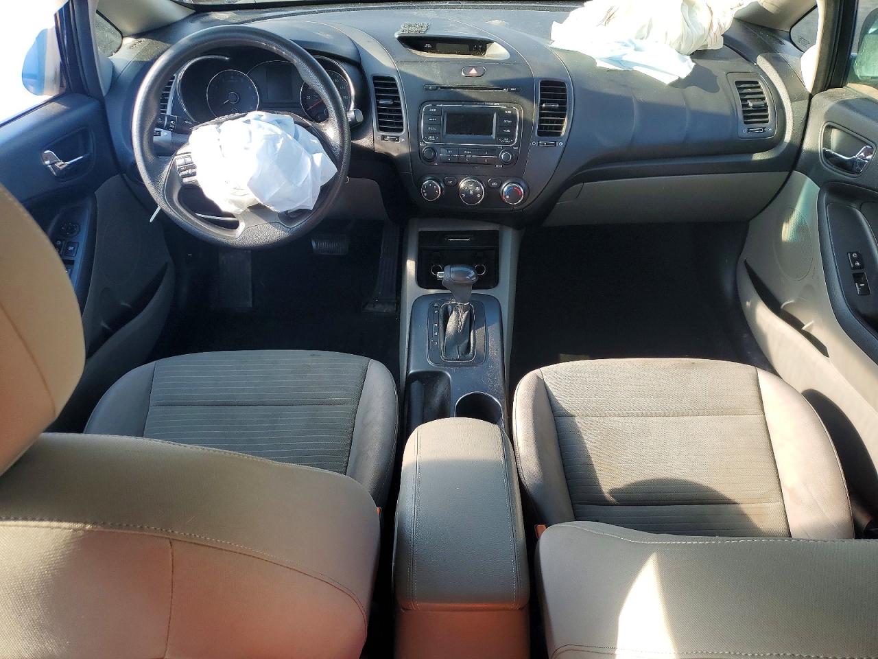 2015 KIA FORTE LX photo 8