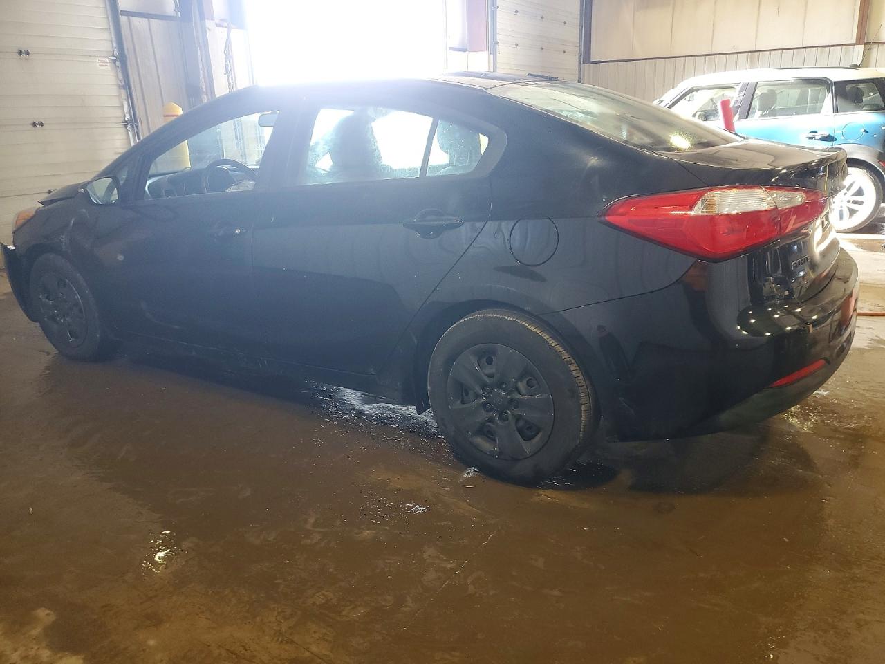 2015 KIA FORTE LX photo 2