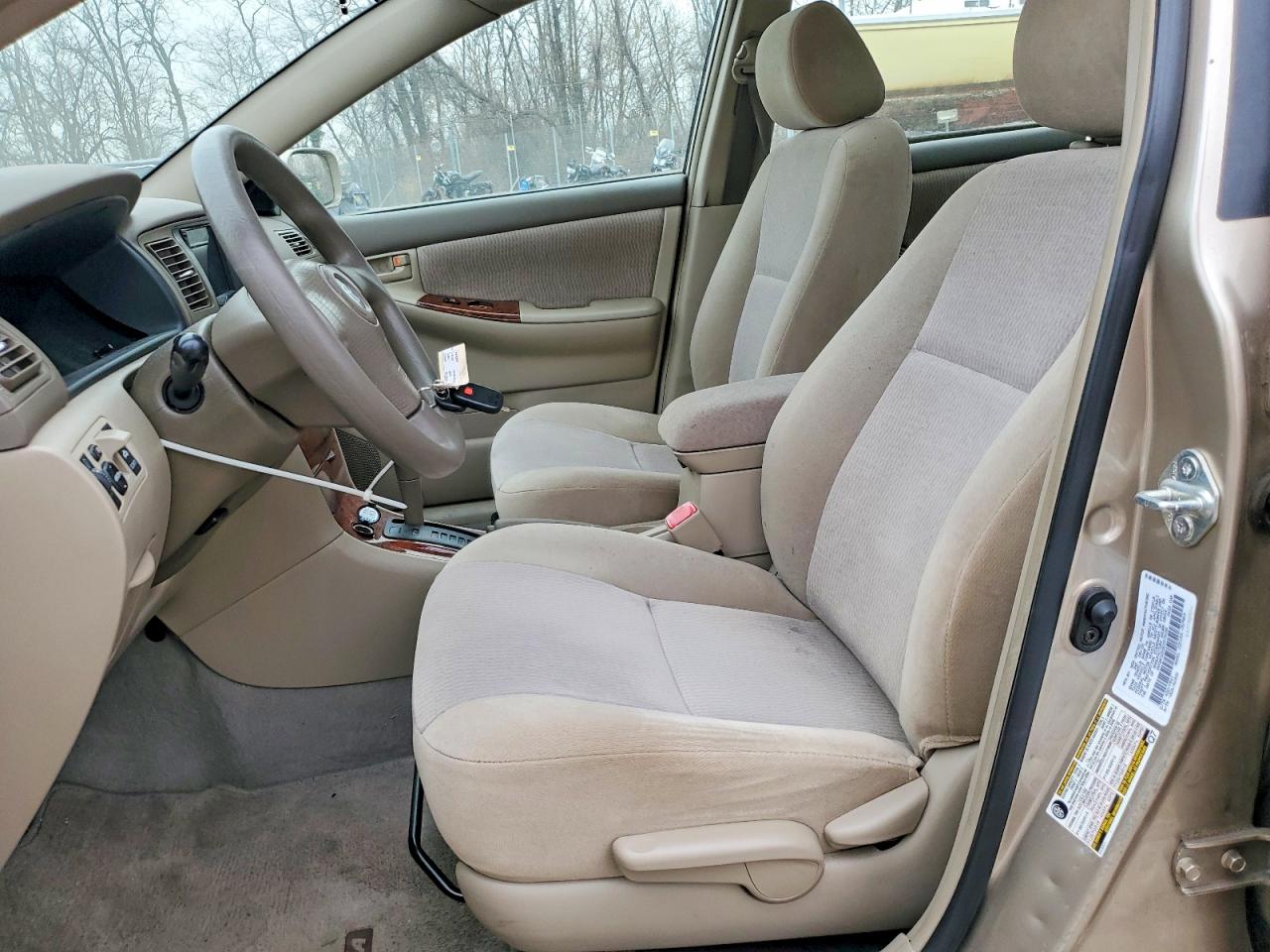2006 TOYOTA COROLLA CE photo 7