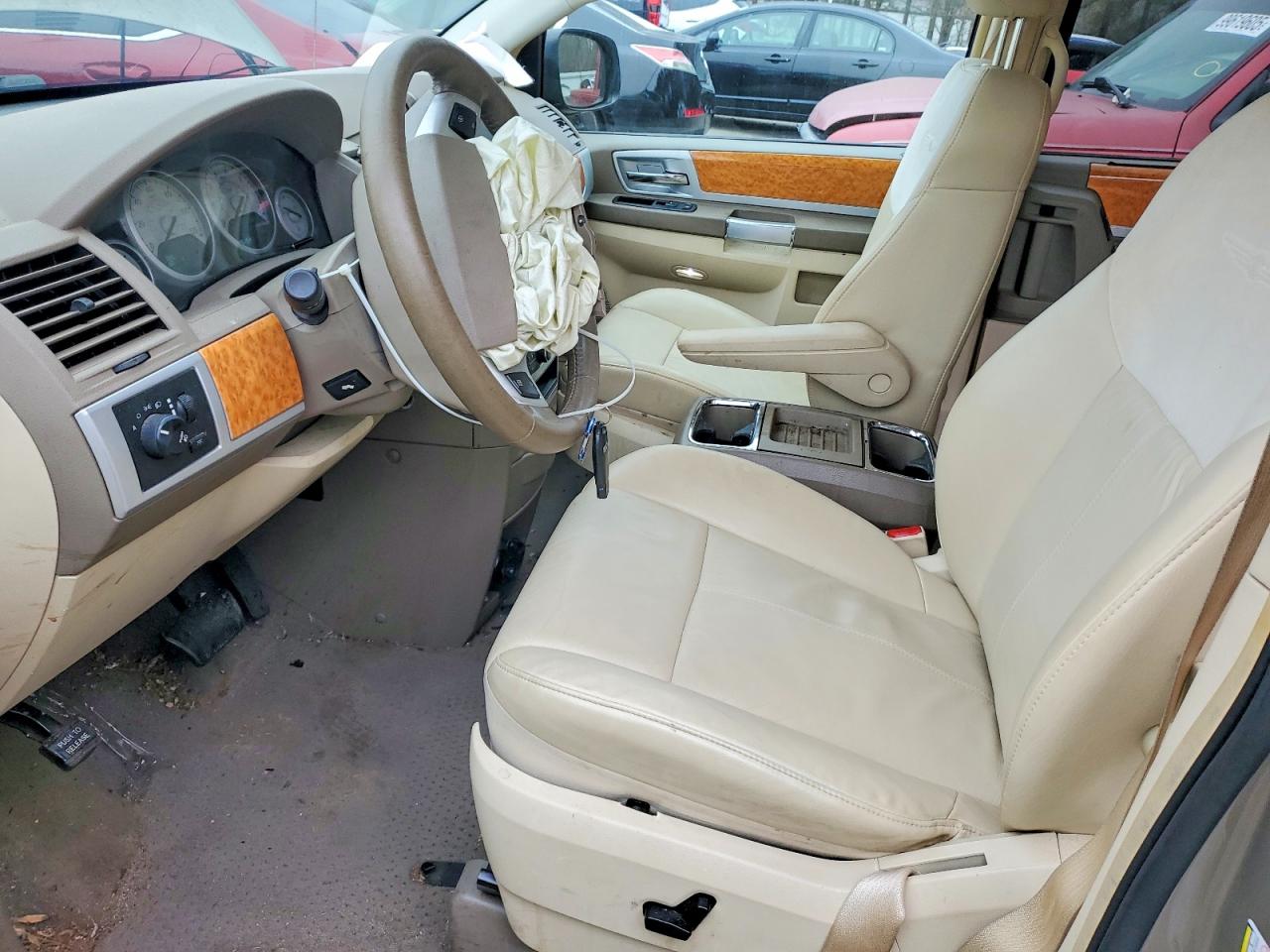 2008 CHRYSLER TOWN & COUNTRY LIMITED photo 7