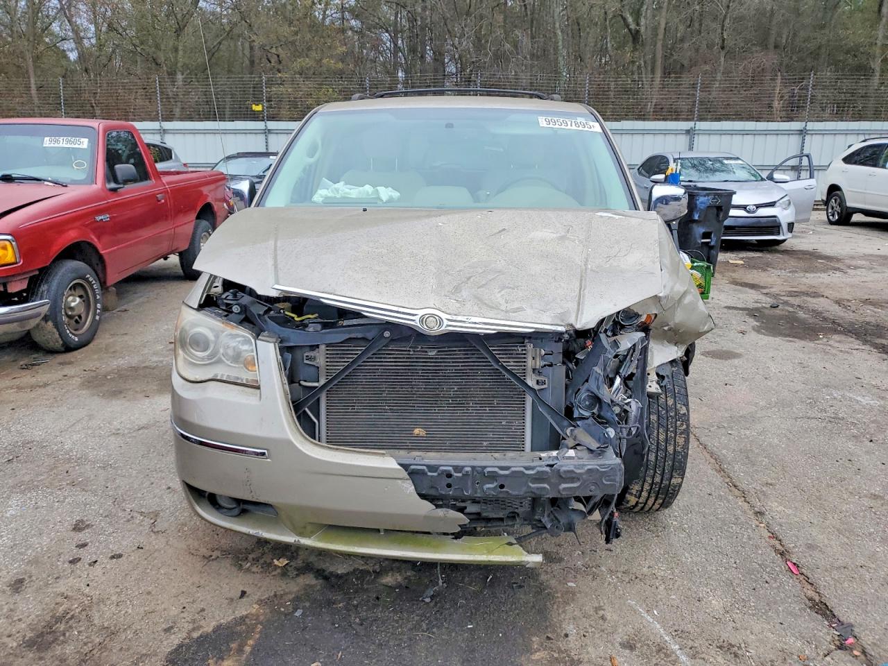 2008 CHRYSLER TOWN & COUNTRY LIMITED photo 5