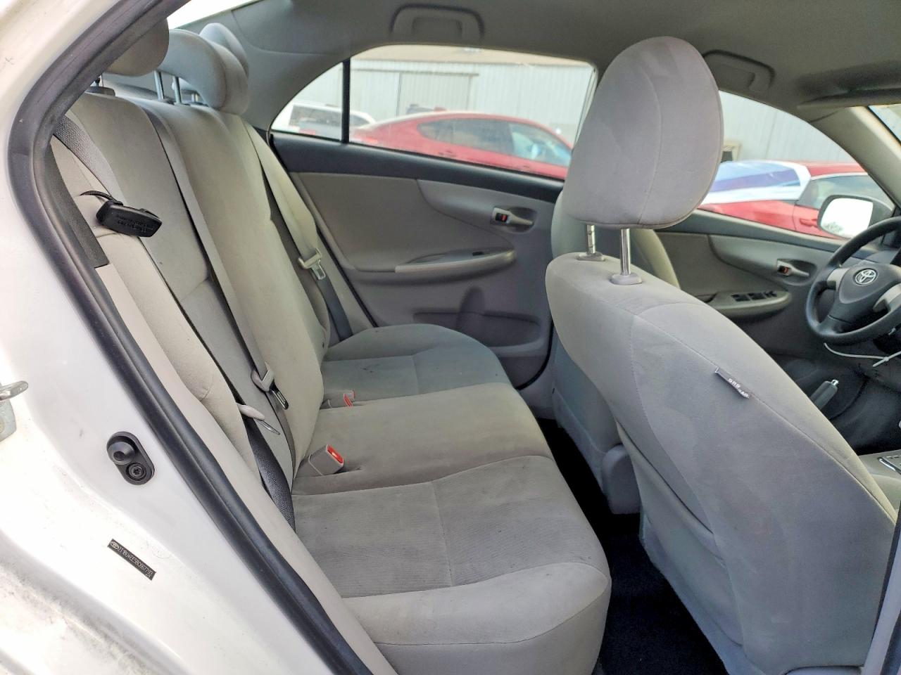 2011 TOYOTA COROLLA BASE photo 10