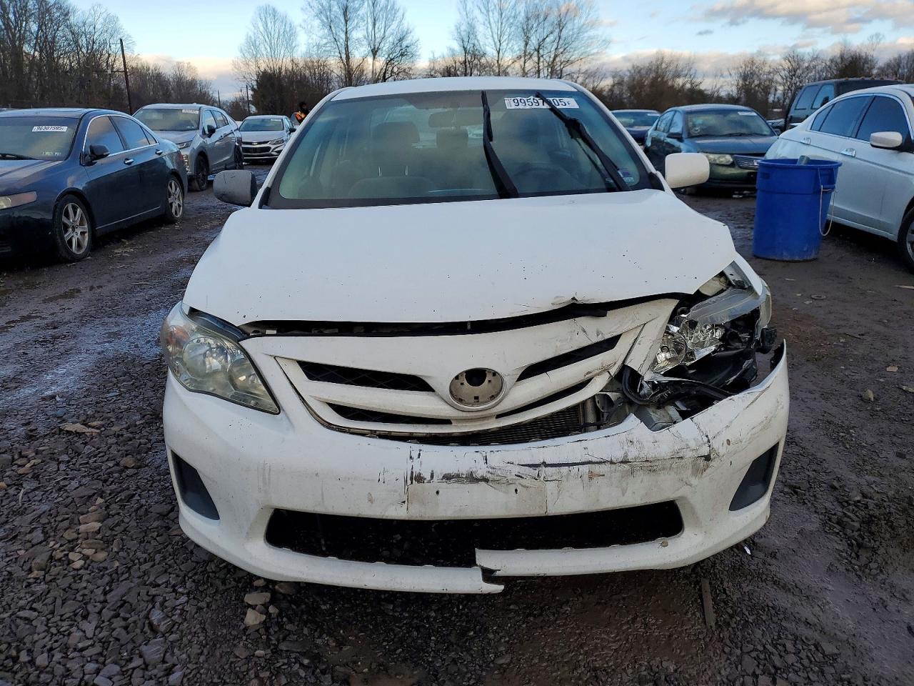 2011 TOYOTA COROLLA BASE photo 5