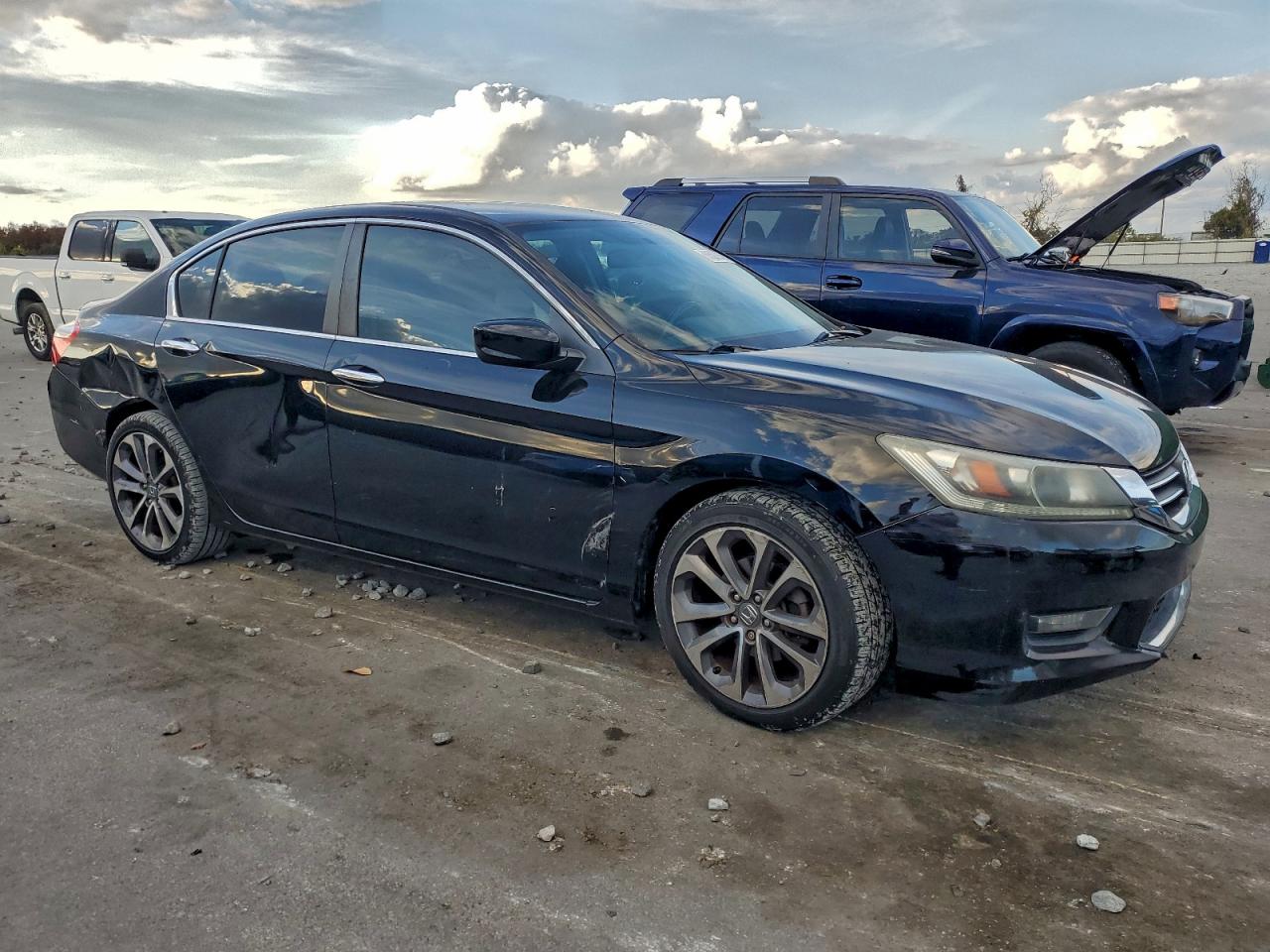 2014 HONDA ACCORD SPORT photo 4