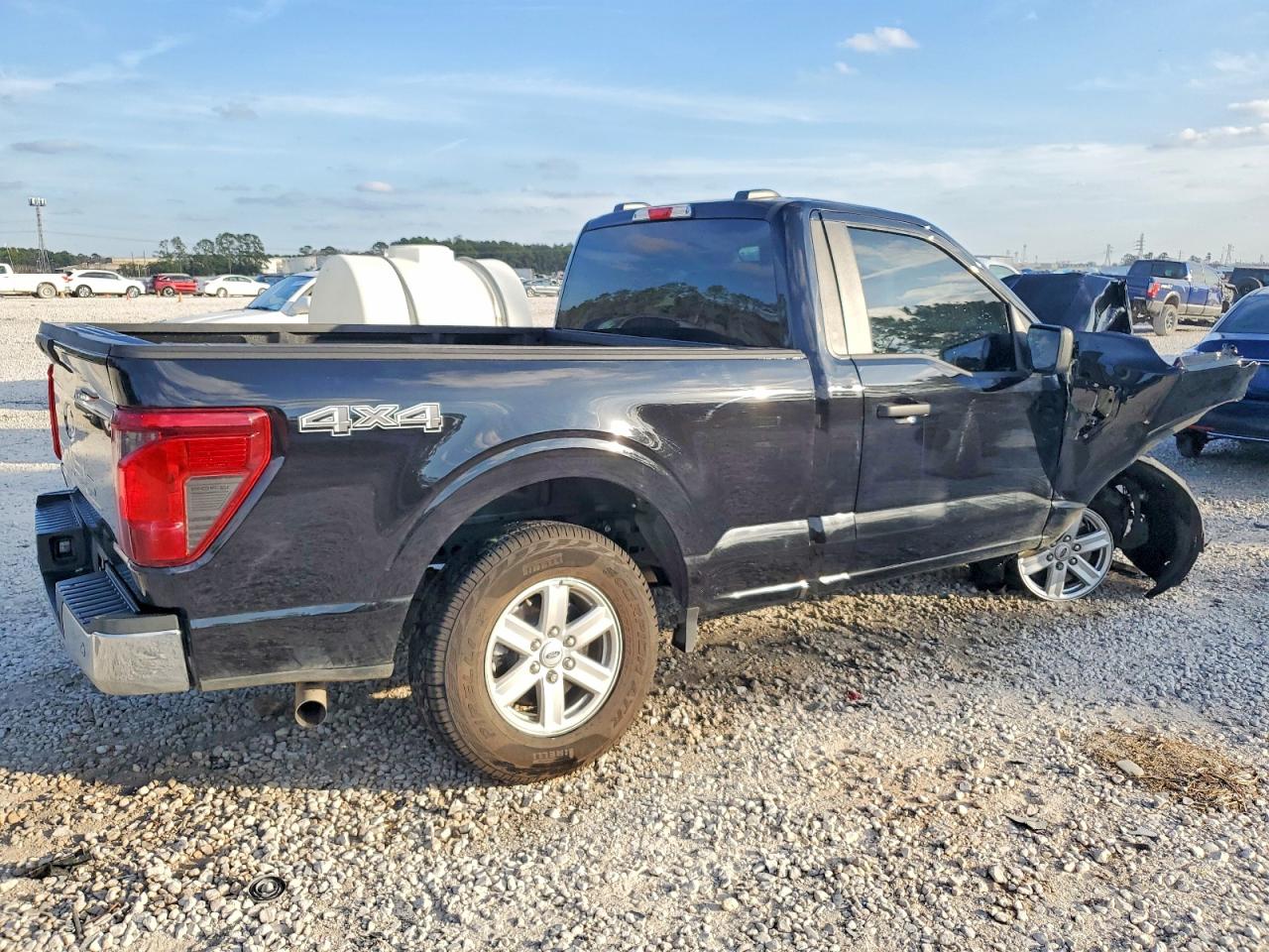 2025 FORD F150 XL photo 3
