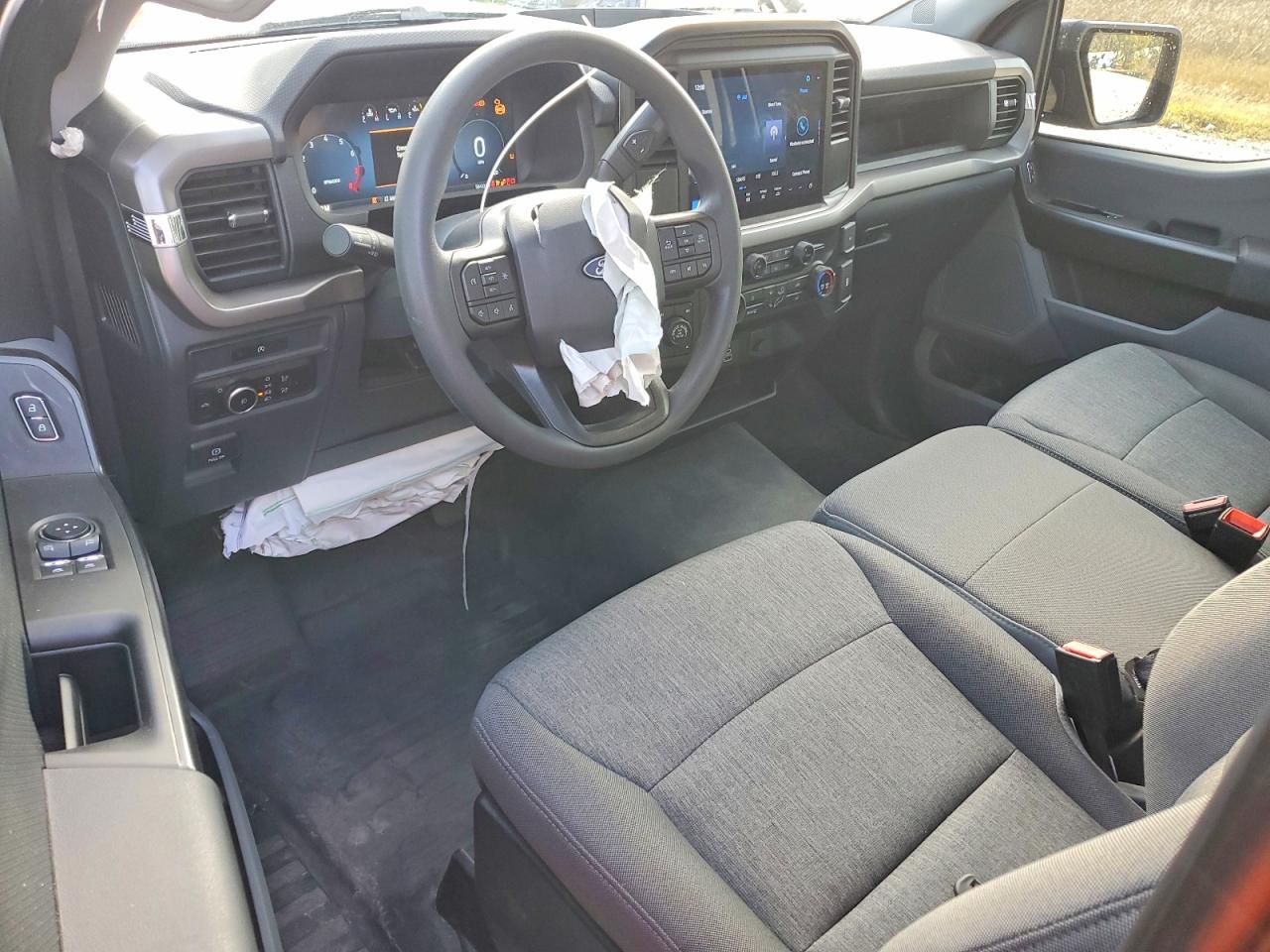 2025 FORD F150 XL photo 8