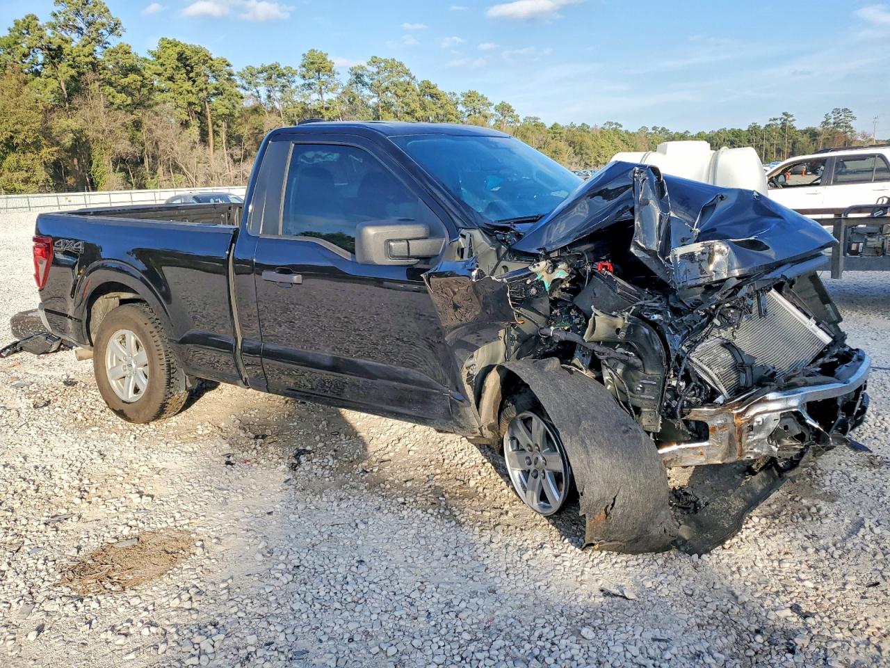2025 FORD F150 XL photo 4