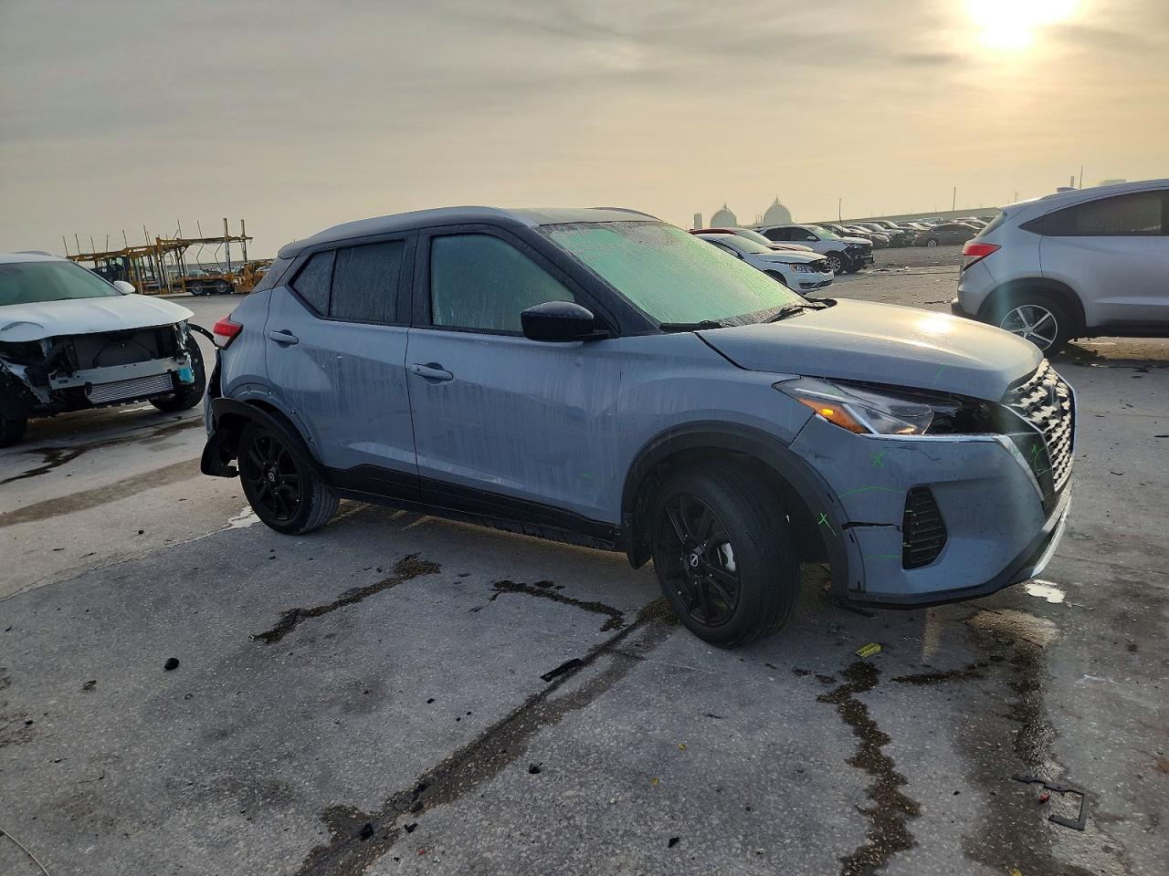 2023 NISSAN KICKS SV photo 4