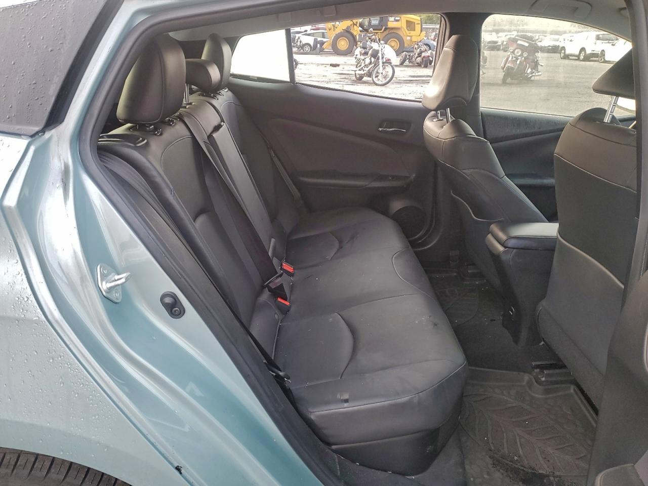 2018 TOYOTA PRIUS photo 10