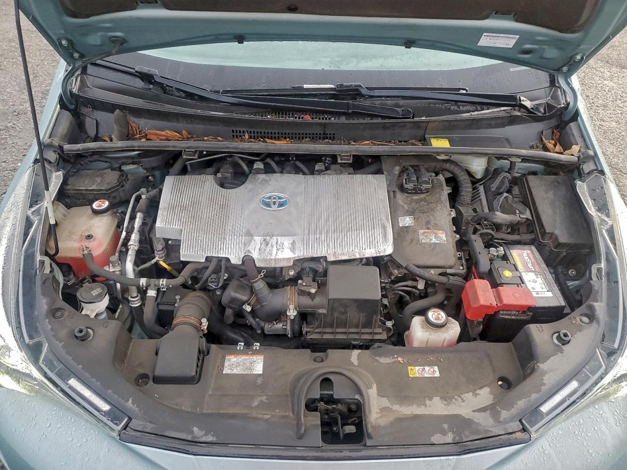 2018 TOYOTA PRIUS photo 11
