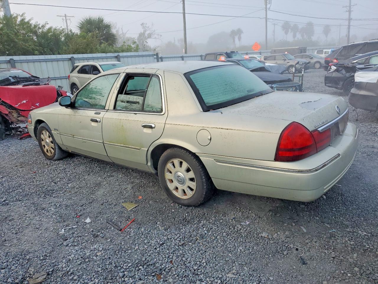 2005 MERCURY GRAND MARQUIS LS photo 2