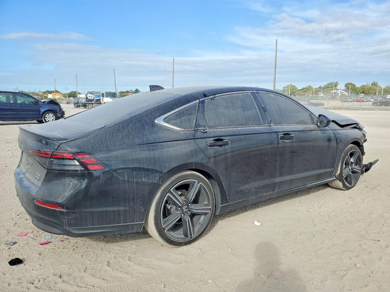 2025 HONDA ACCORD HYBRID SPORT photo 3