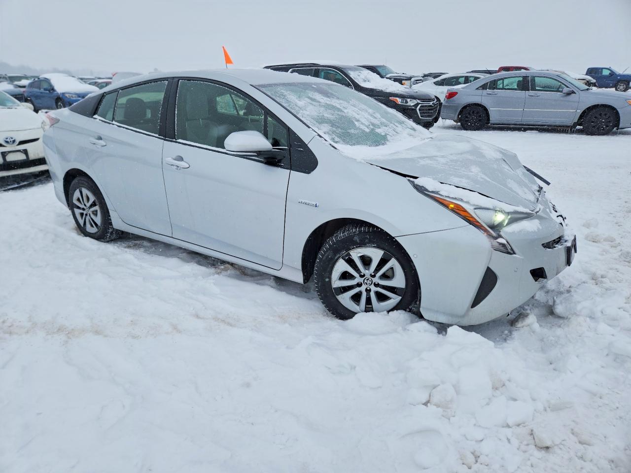 2018 TOYOTA PRIUS photo 4
