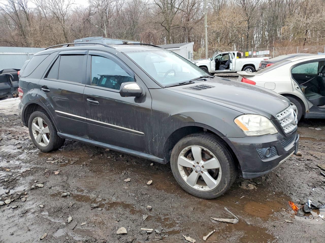 2009 MERCEDES-BENZ ML 350 photo 4