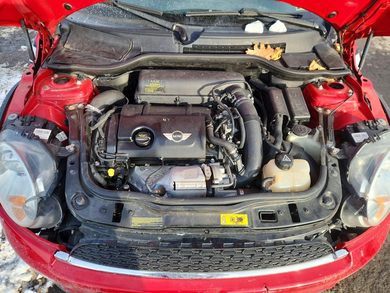 2012 MINI COOPER S photo 21