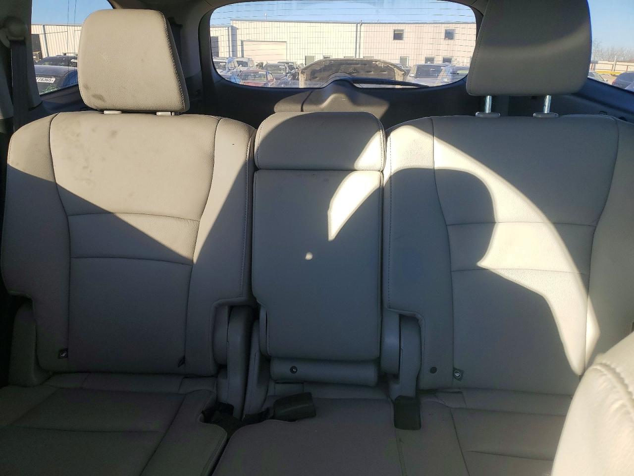 2016 HONDA PILOT EXL photo 10