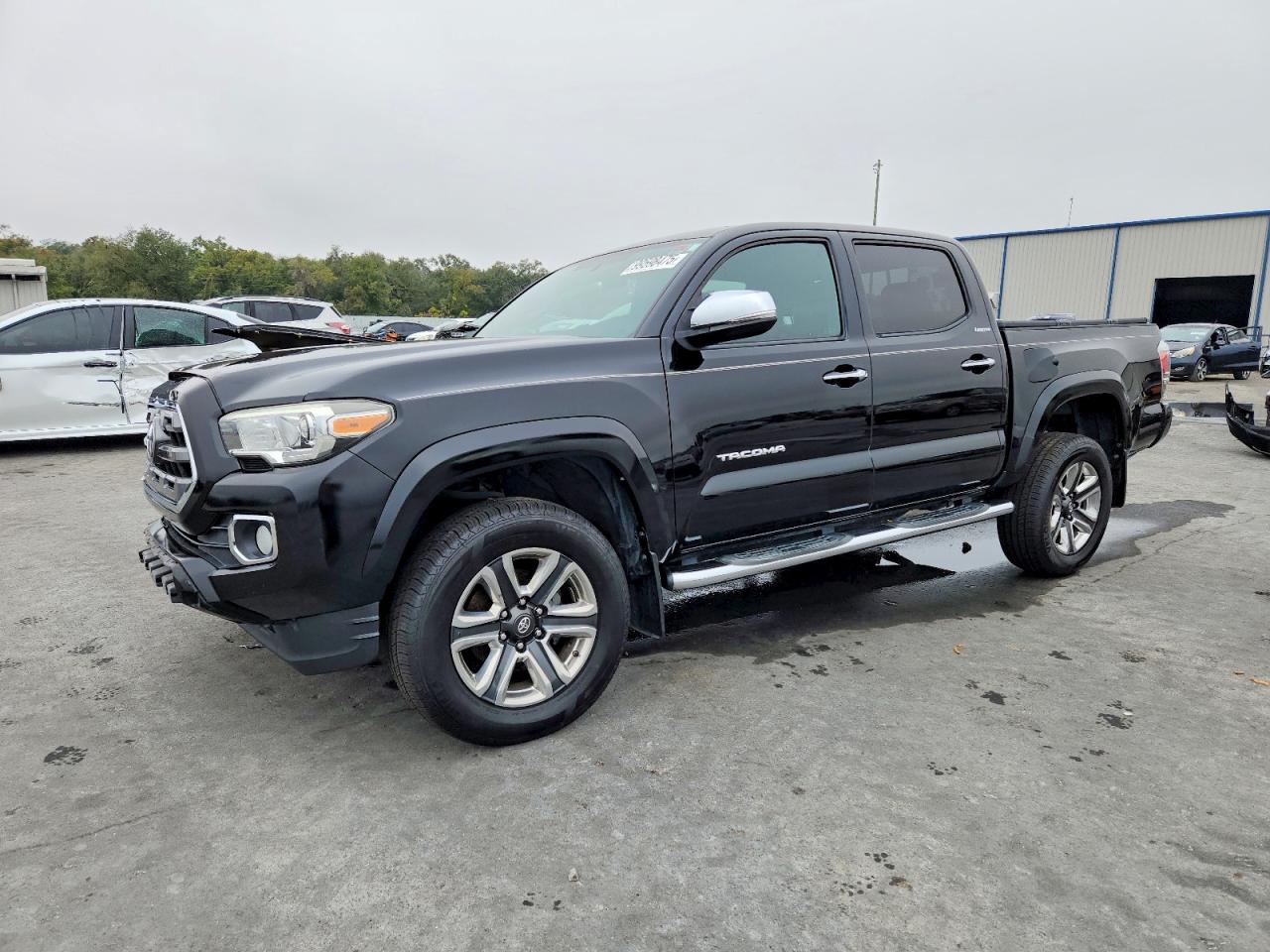 2017 TOYOTA TACOMA