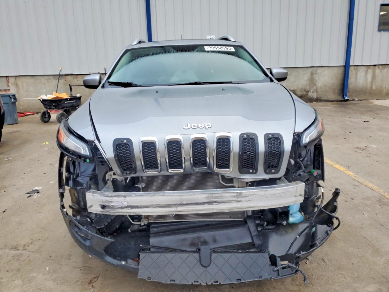2017 JEEP CHEROKEE LATITUDE photo 5