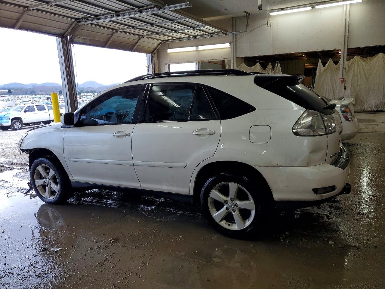 2005 LEXUS RX 330 photo 2