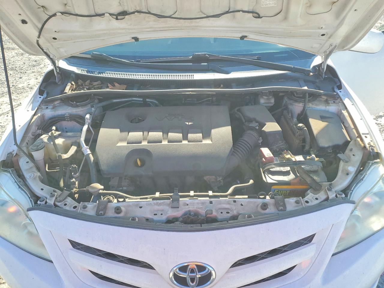 2012 TOYOTA COROLLA L photo 11