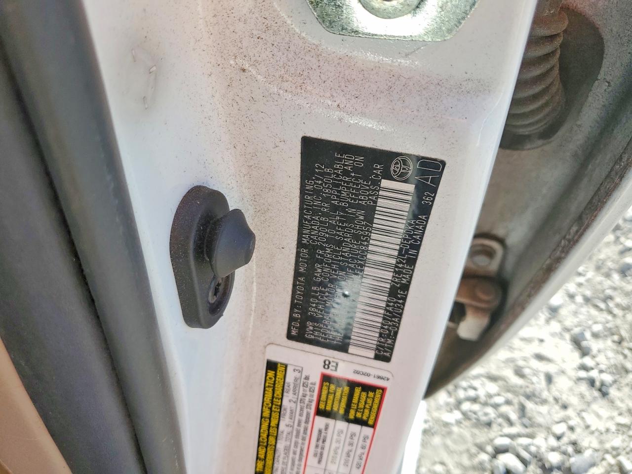 2012 TOYOTA COROLLA L photo 12