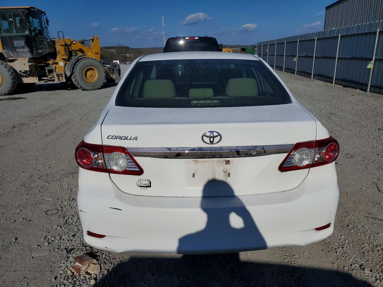 2012 TOYOTA COROLLA L photo 6