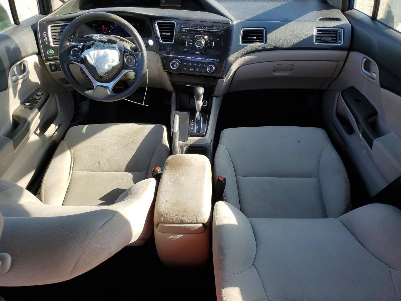 2013 HONDA CIVIC LX photo 8