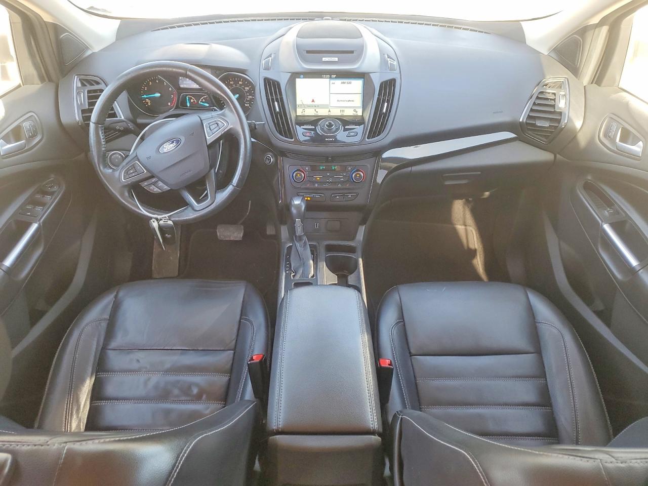 2017 FORD ESCAPE TITANIUM photo 8
